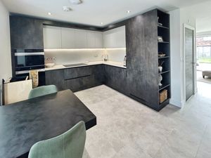 Photo 8- click for photo gallery